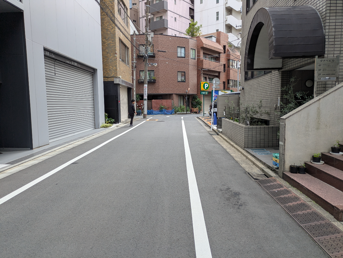 v20251221150706/fresh/building/J00100408956_10