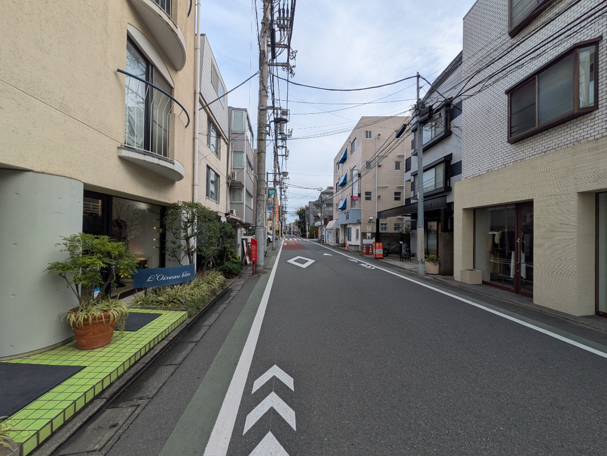 v20251221150706/fresh/building/J00100508417_15