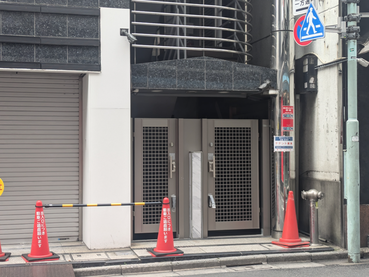 v20251221150706/fresh/building/J00100609969_3