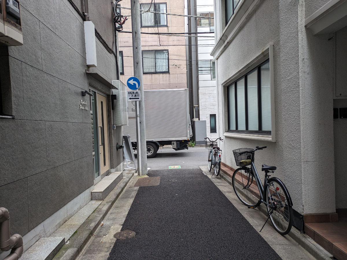 v20251224150804/fresh/building/J00100374683_14