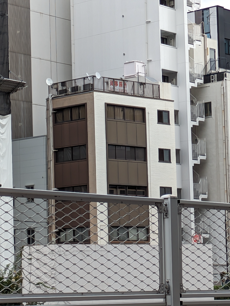 v20251224150804/fresh/building/J00100375948_19