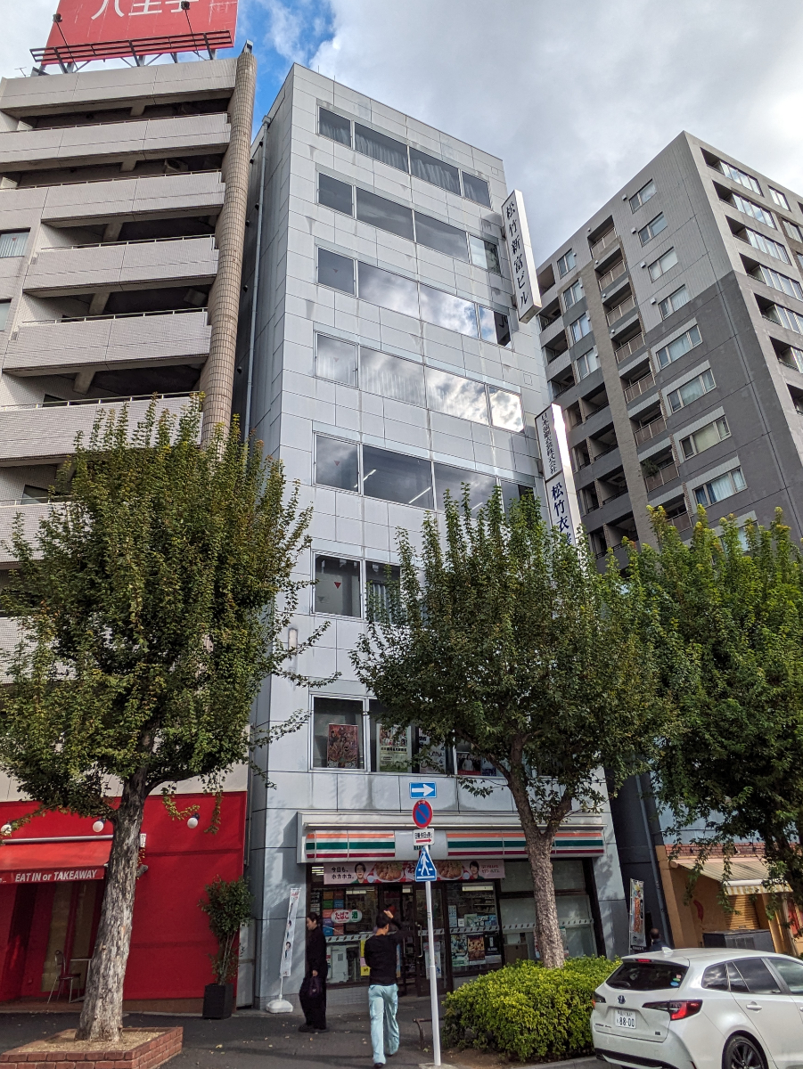 v20251224150804/fresh/building/J00100384677_1