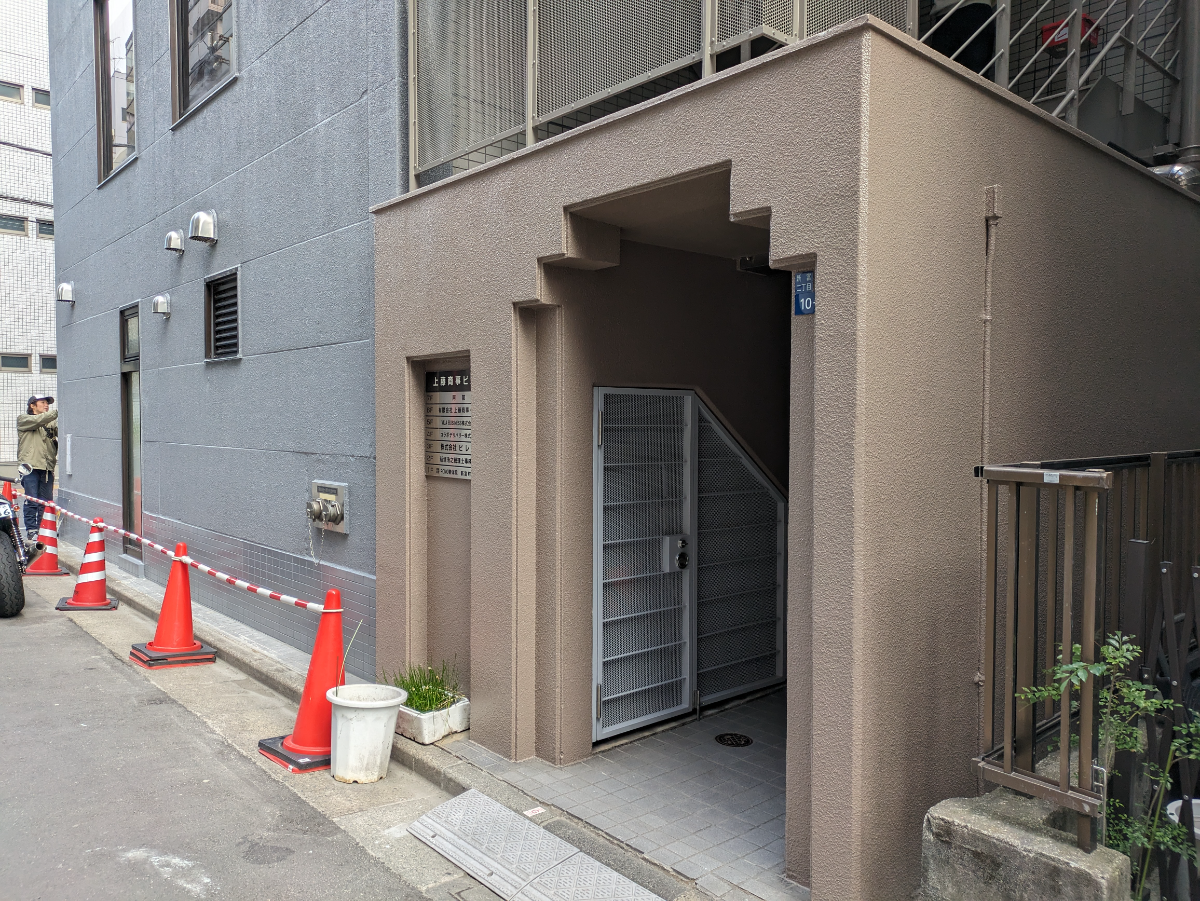 v20251224150804/fresh/building/J00100384724_6