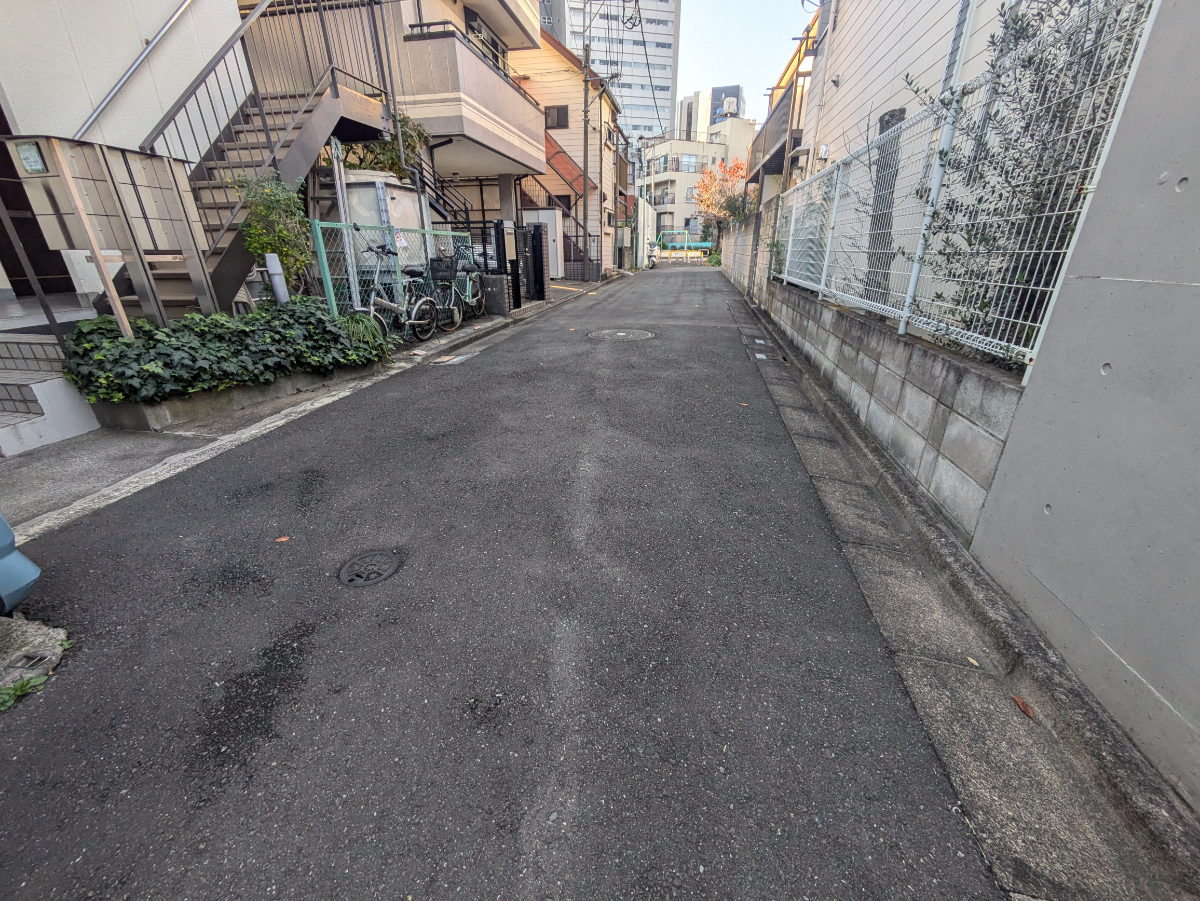 v20251224150804/fresh/building/J00100408310_12