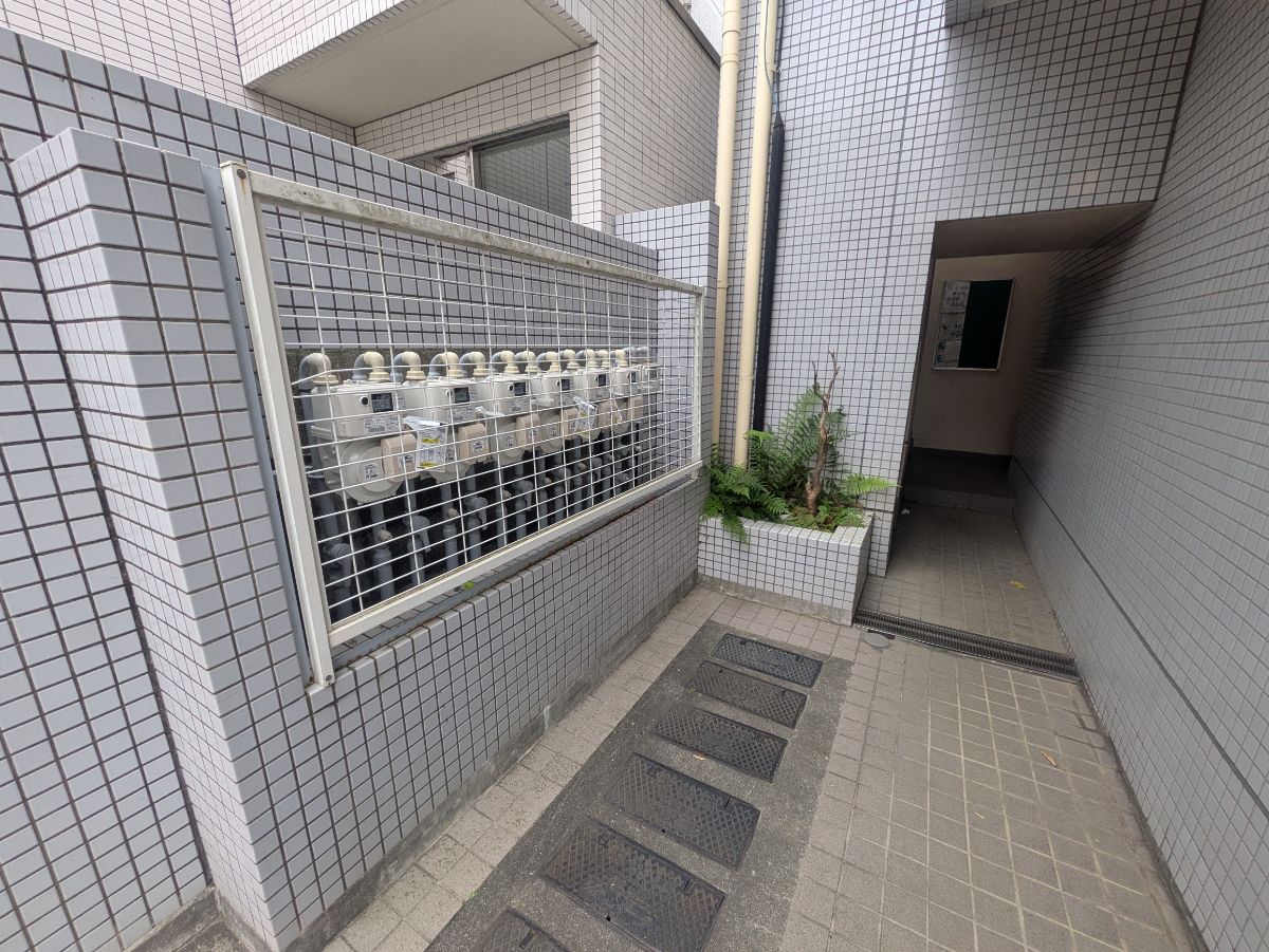 v20251224150804/fresh/building/J00100420027_10