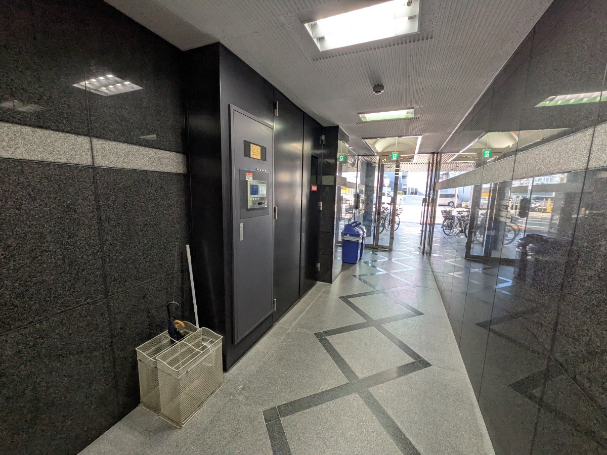 v20251224150804/fresh/building/J00100446624_7