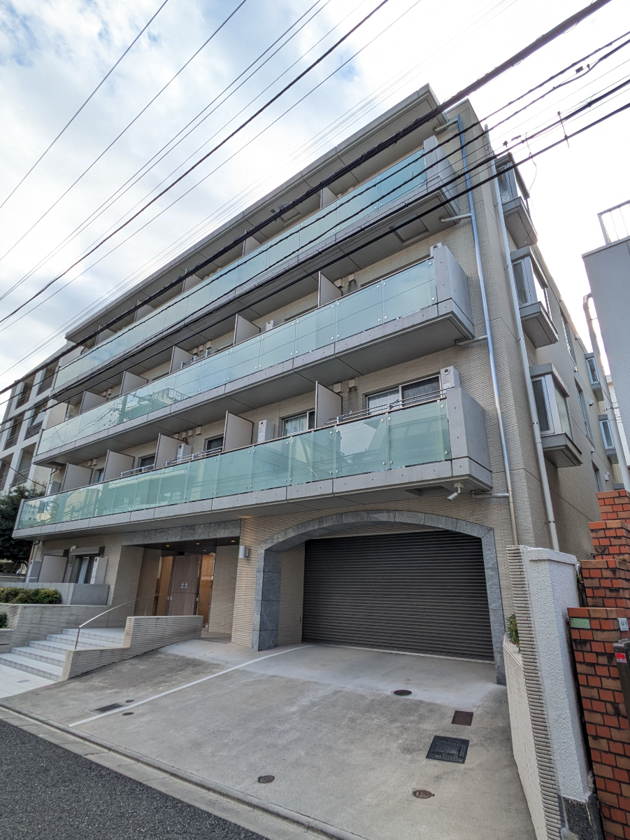 v20251224150804/fresh/building/J00100477970_12