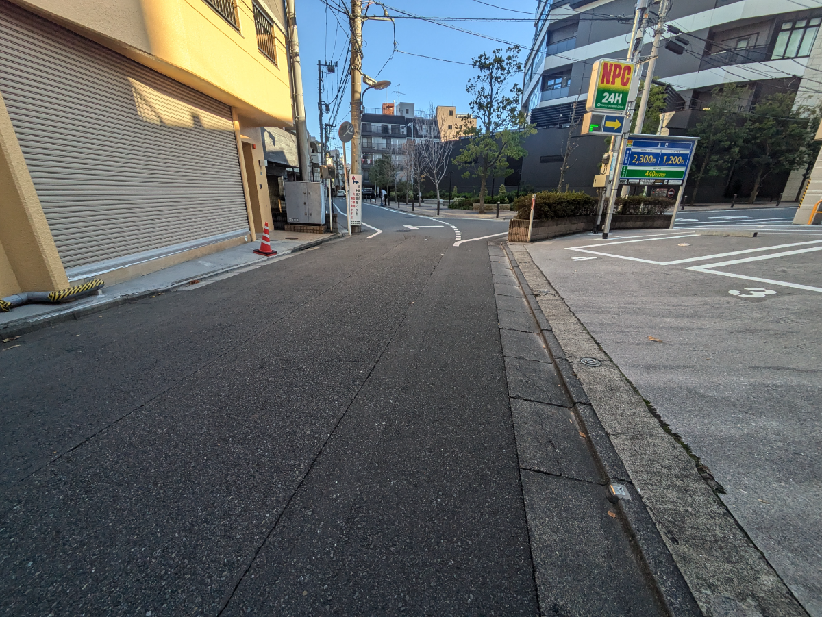 v20251224150804/fresh/building/J00100511323_2