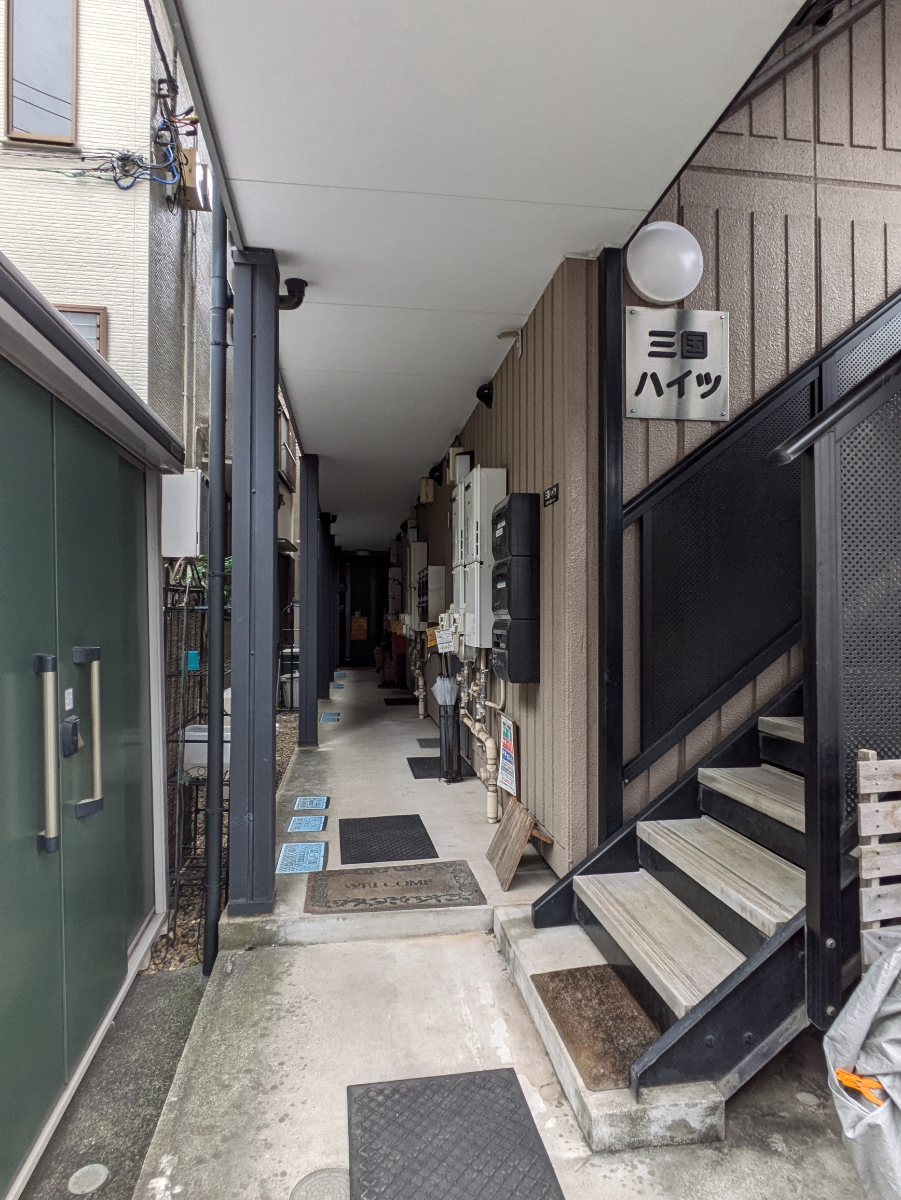 v20251224150804/fresh/building/J00100608888_8