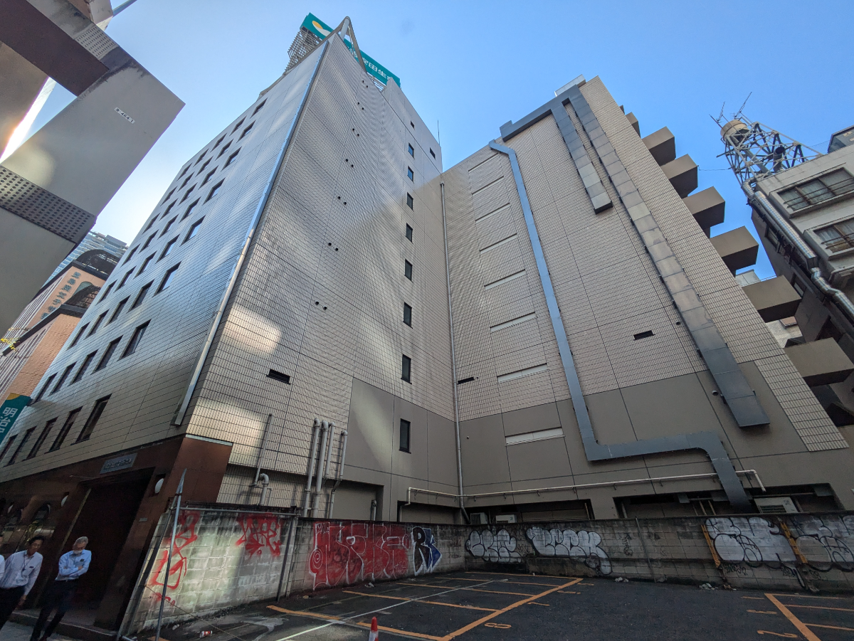 v20251225150802/fresh/building/J00100388536_12