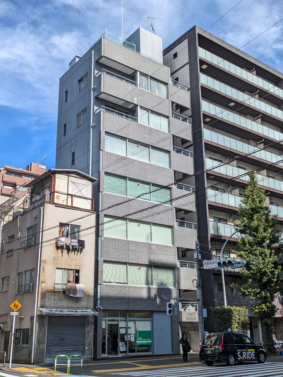 v20251228150654/fresh/building/J00100380309_11
