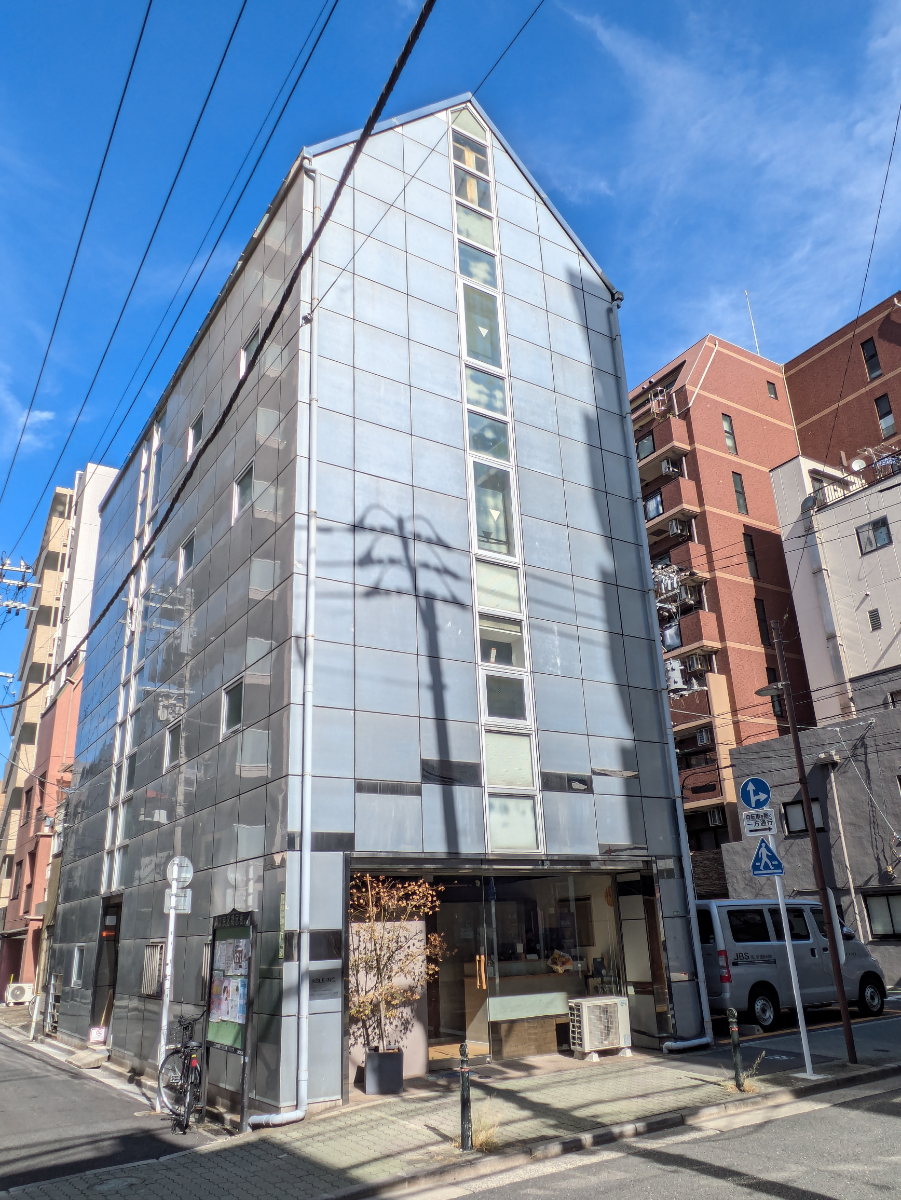v20251228150654/fresh/building/J00100428596_15