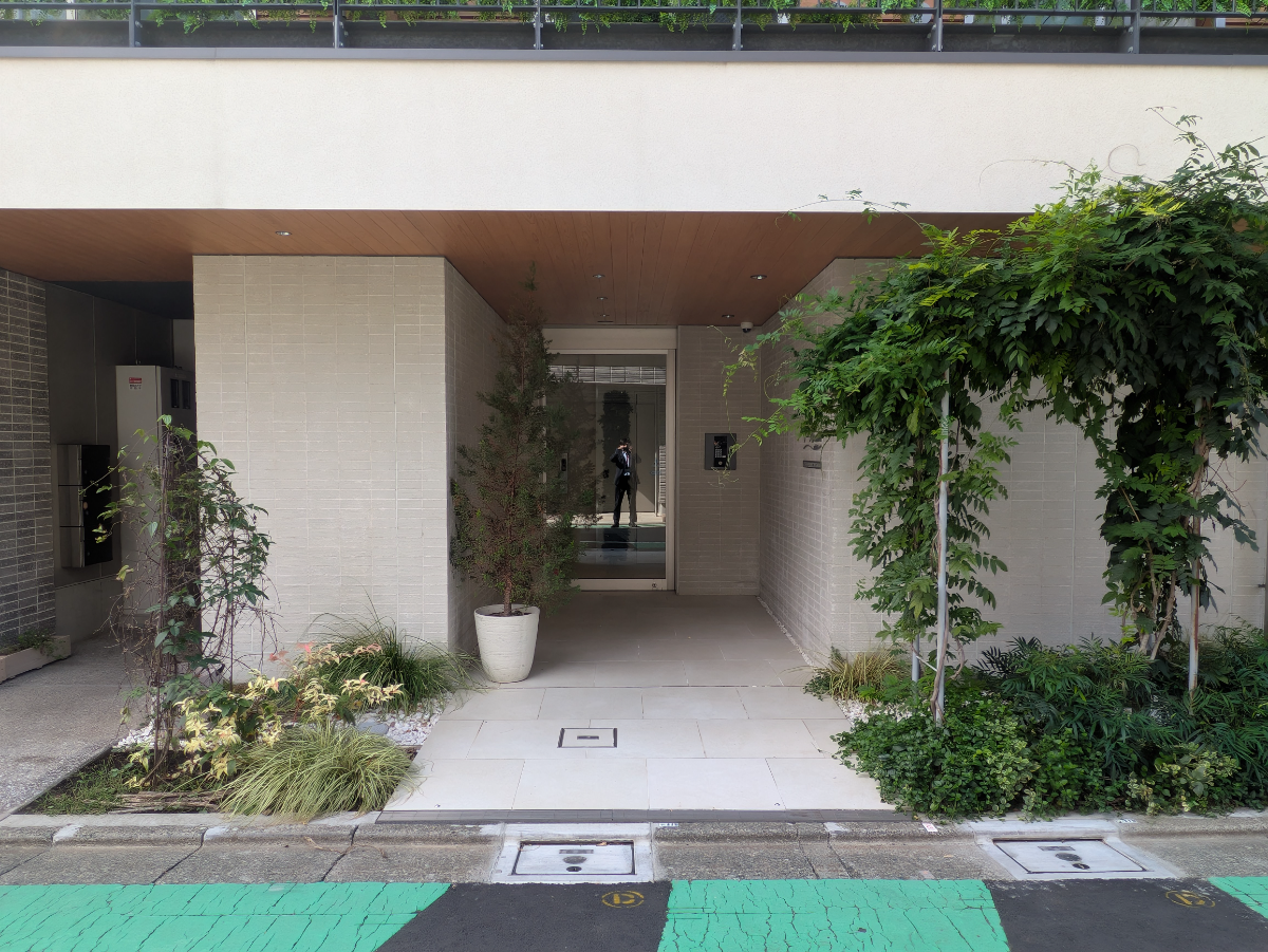 v20260126151127/fresh/building/J00100496525_3