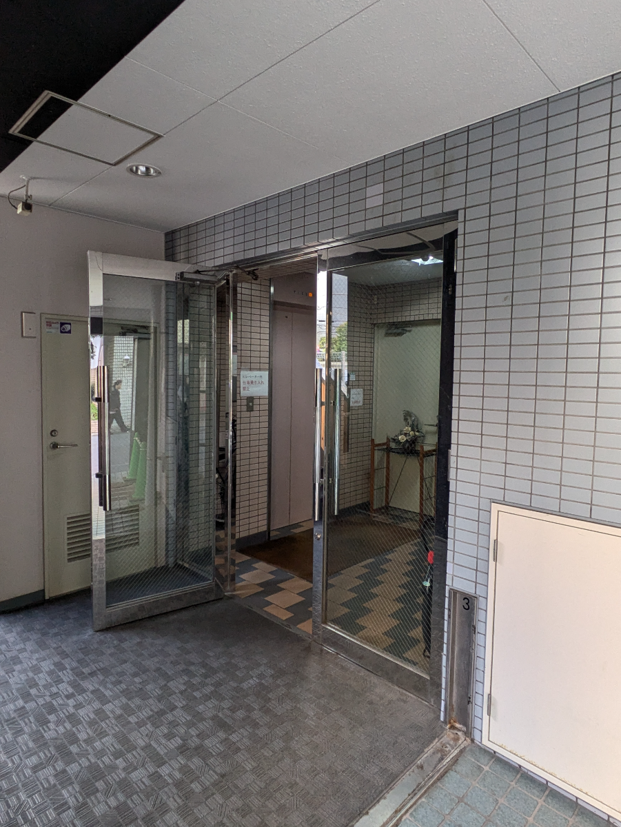 v20260201150652/fresh/building/J00100358261_3