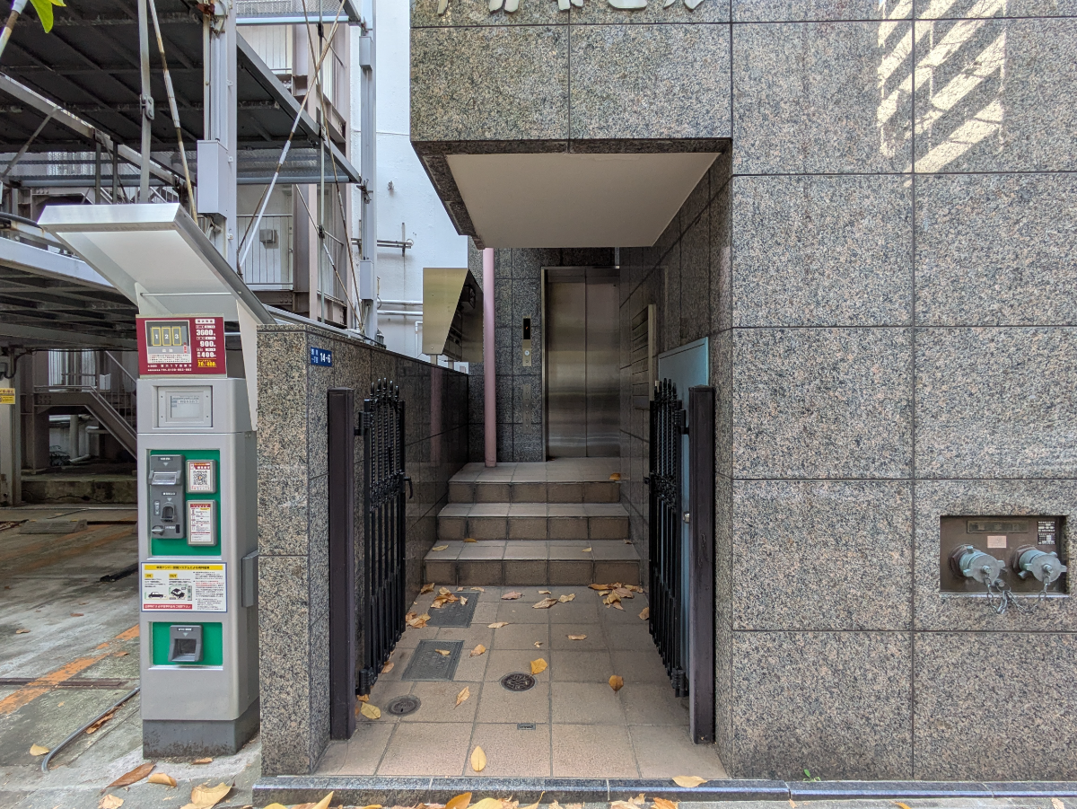 v20260201150652/fresh/building/J00100378367_3