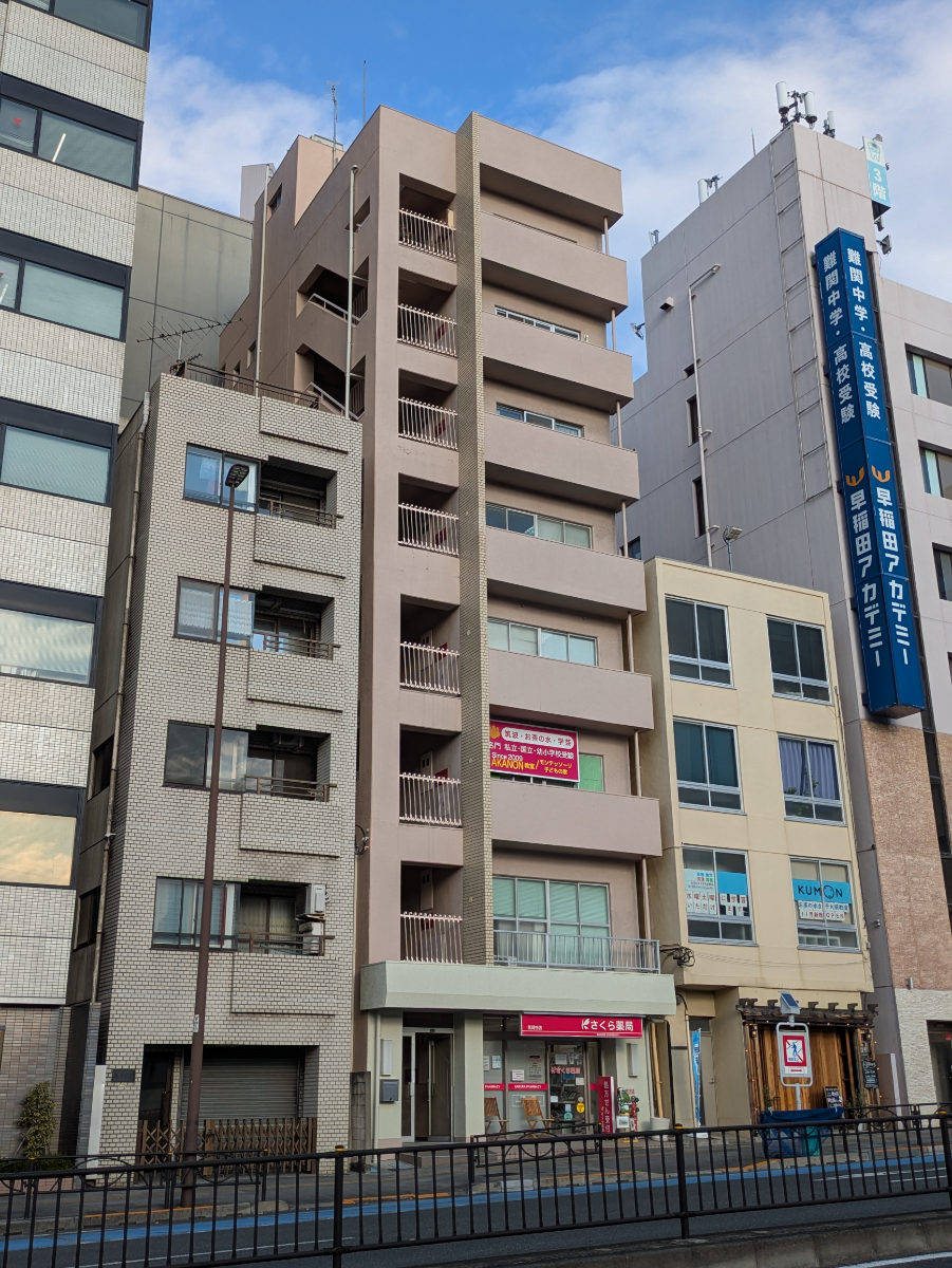 v20260203151011/fresh/building/J00100380323_9