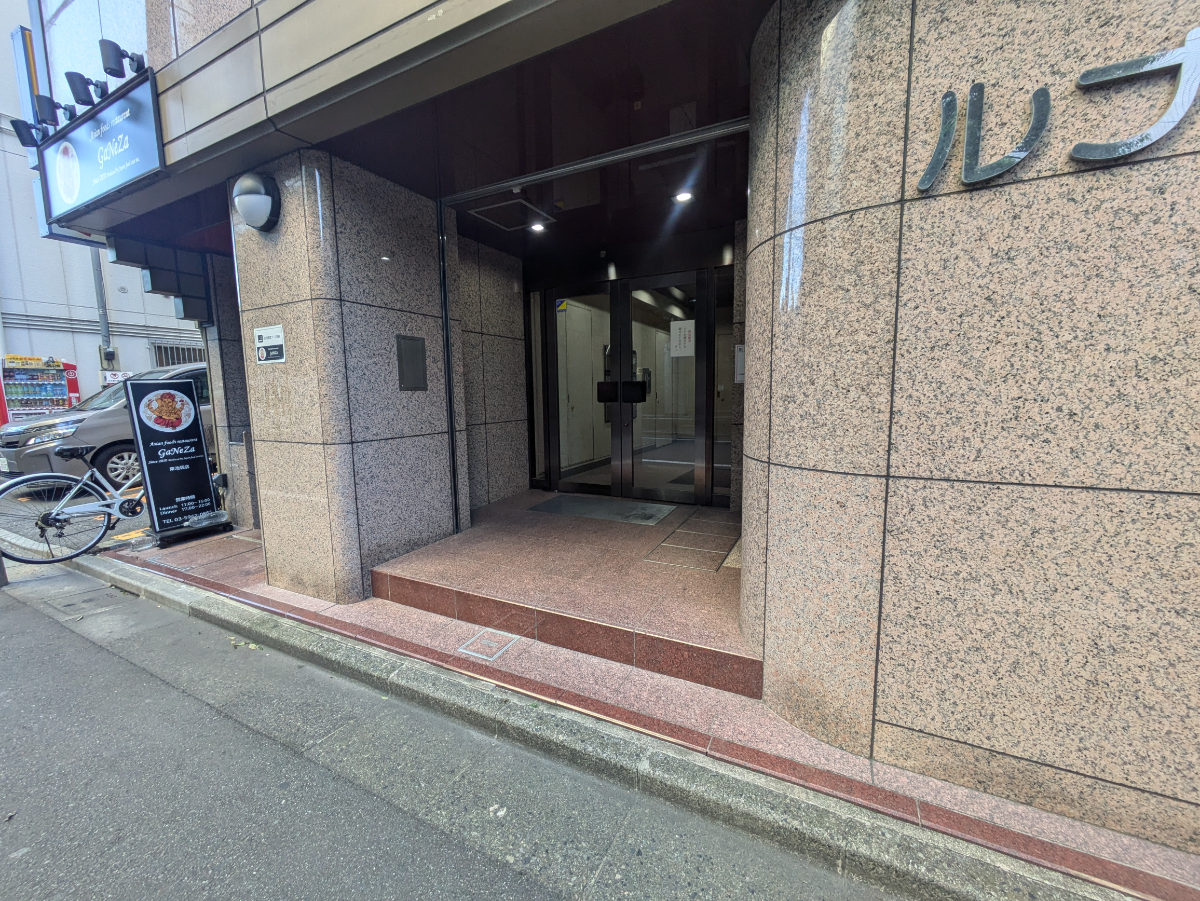 v20260211150656/fresh/building/J00100370182_3