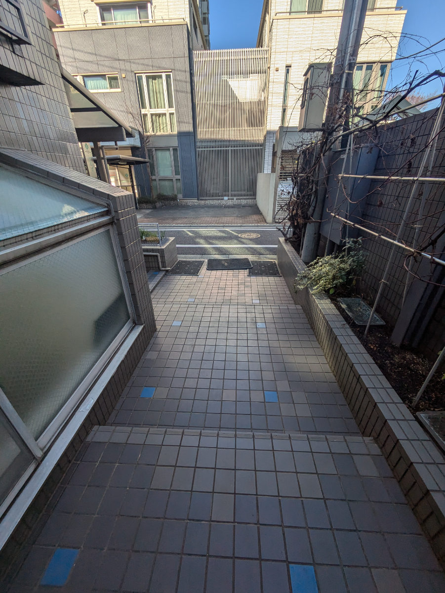 v20260211150656/fresh/building/J00100404951_8