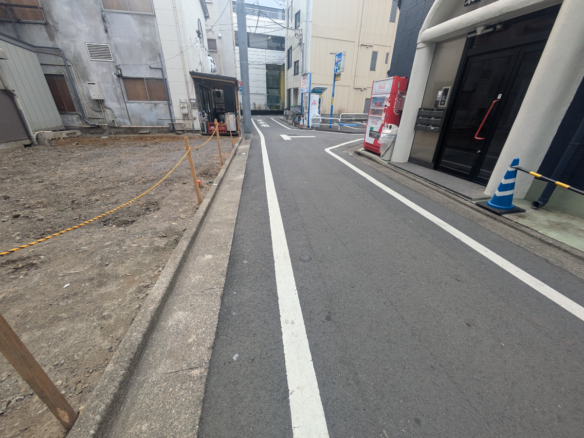 v20260223150645/fresh/building/J00100404652_14