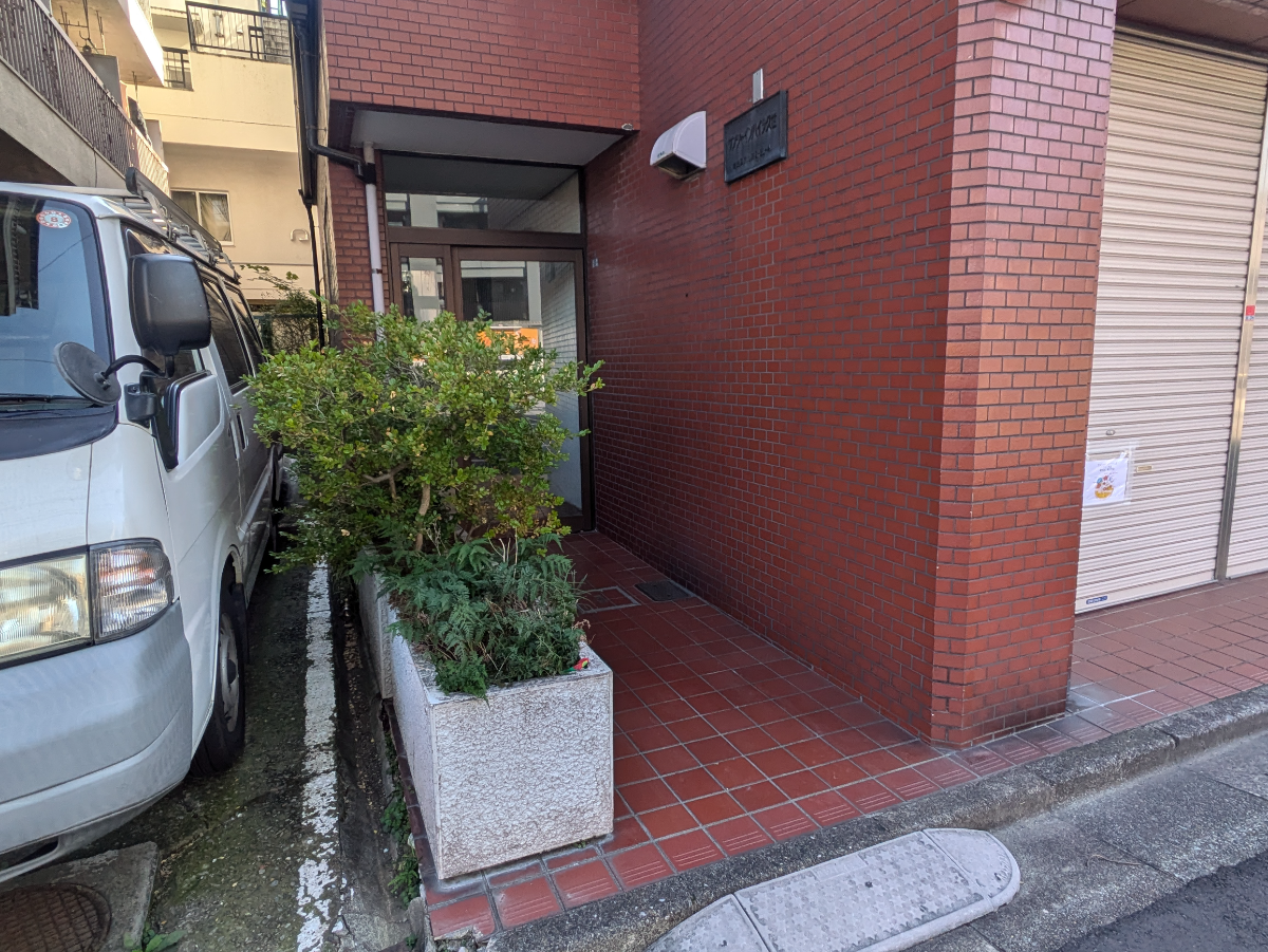 v20260225150906/fresh/building/J00100404644_3