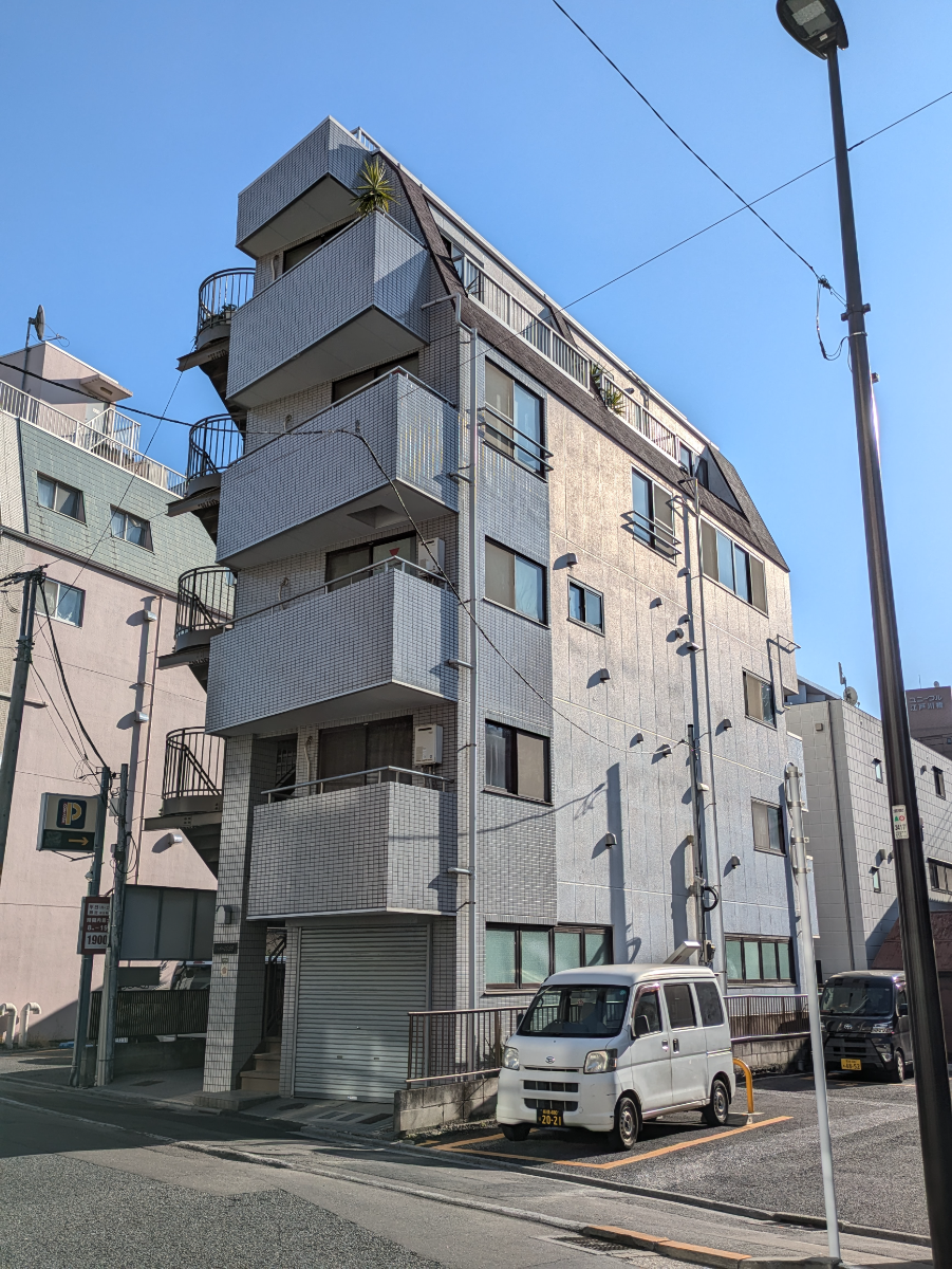 v20260225150906/fresh/building/J00100428972_9