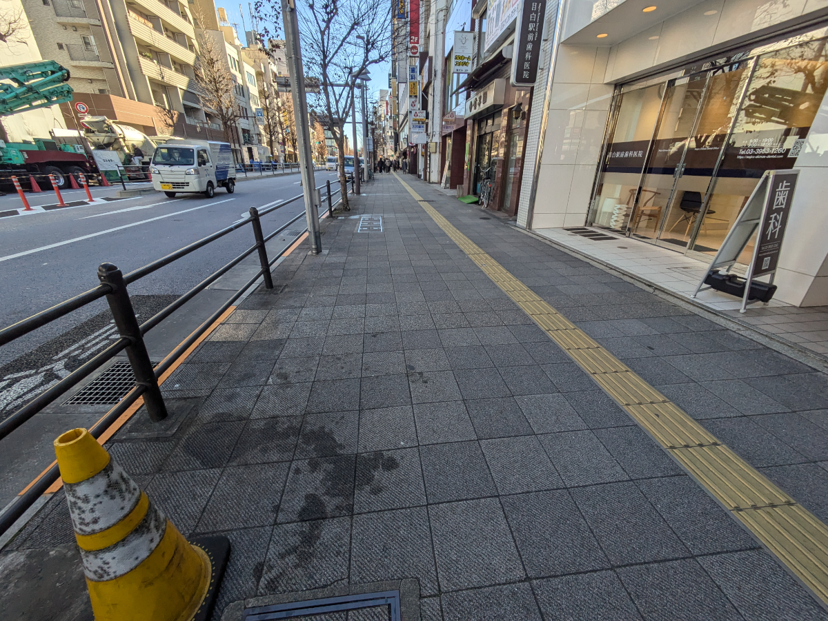 v20260301150635/fresh/building/J00100388762_15
