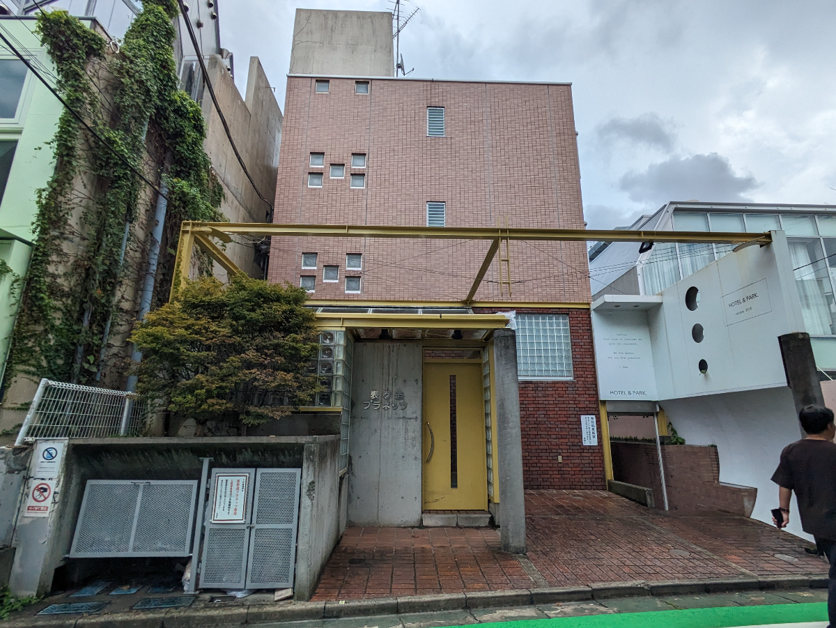 v20260303151002/fresh/building/J00100366914_12