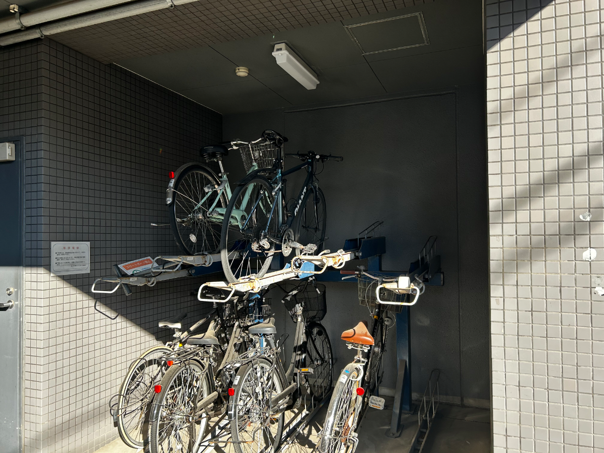 v20260303151002/fresh/building/J00100401676_13