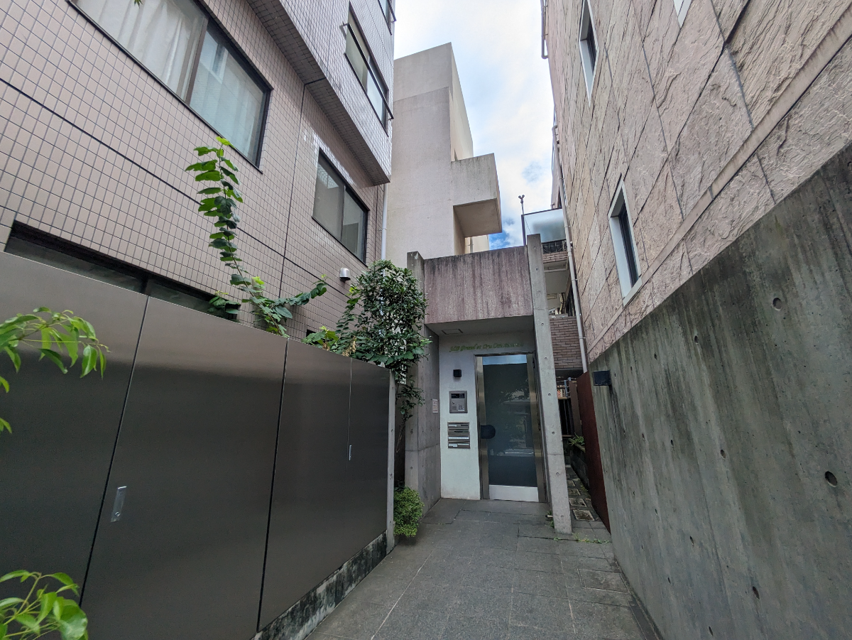 v20260303151002/fresh/building/J00100407815_15