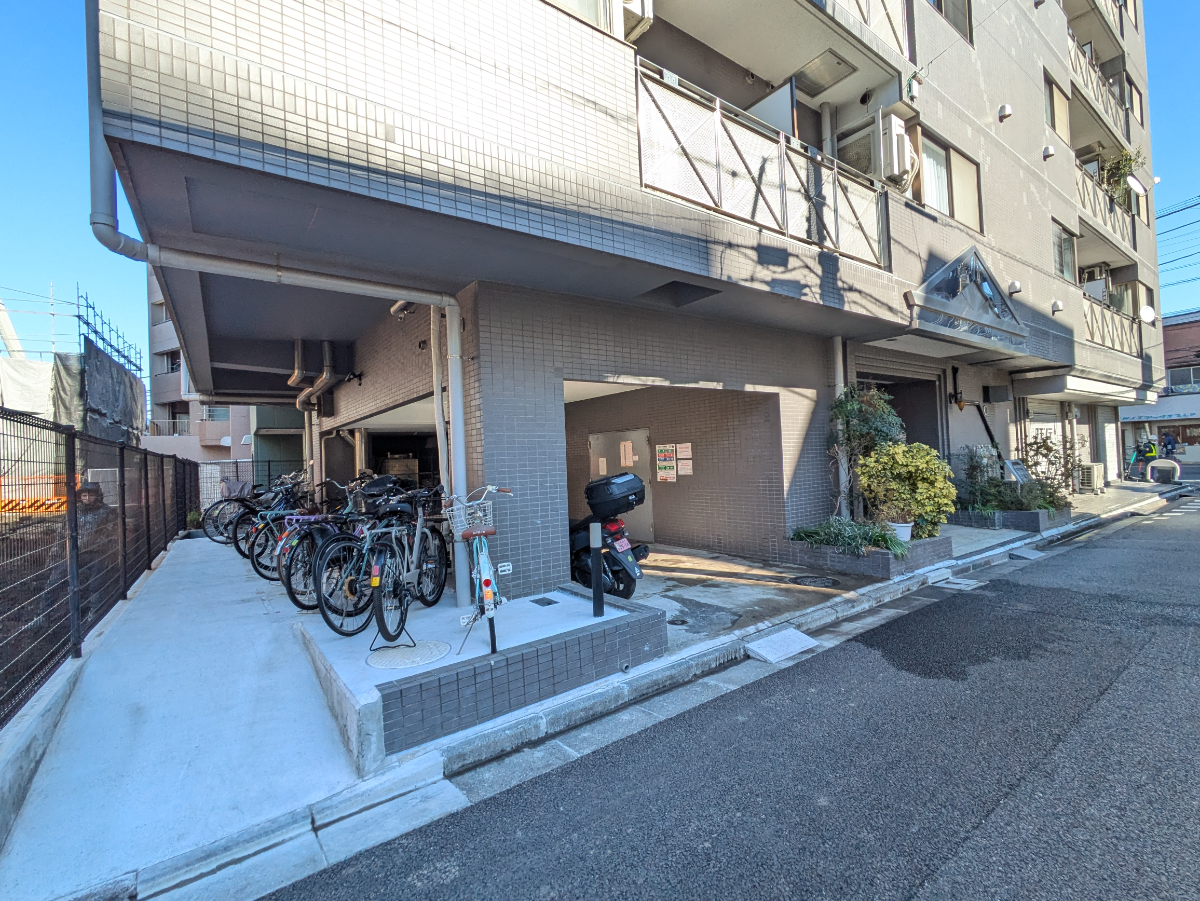 v20260304150759/fresh/building/J00100418842_11