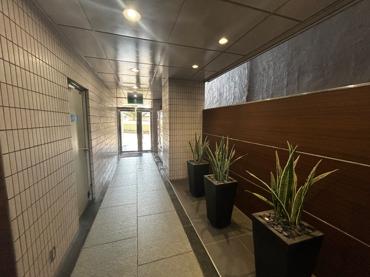 v20260305150756/fresh/building/J00100381606_9