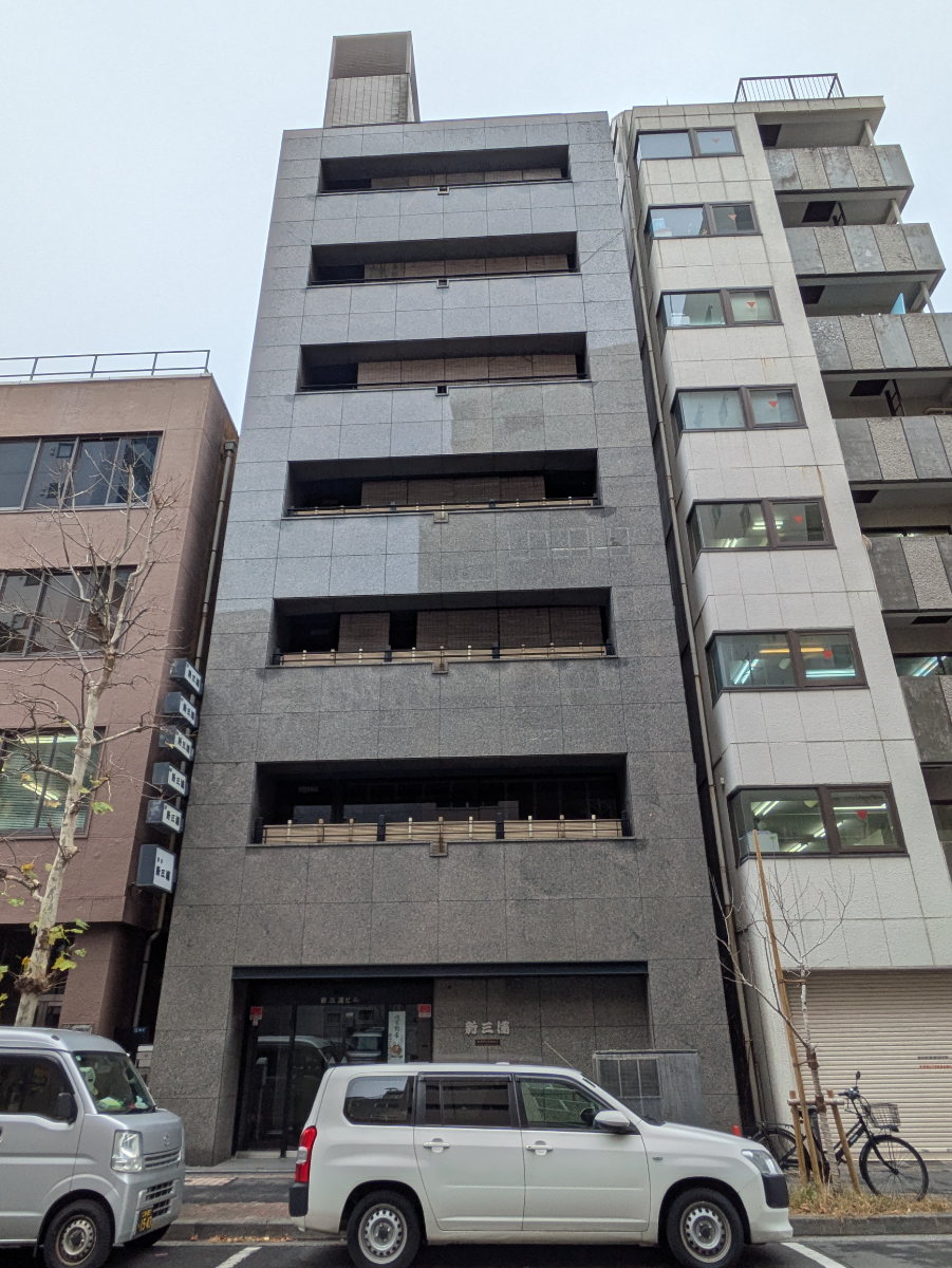 v20260308150643/fresh/building/J00100384662_5