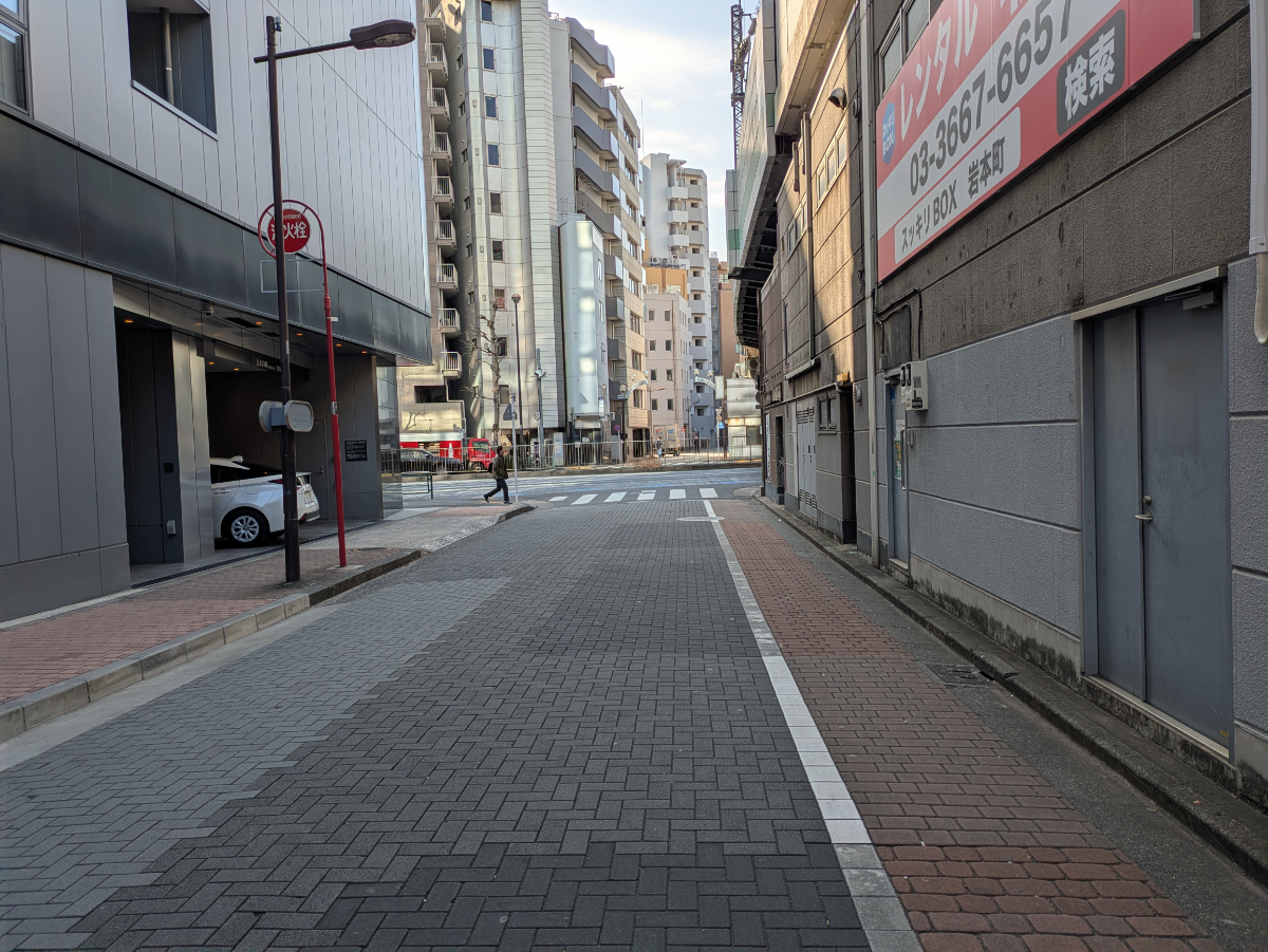 v20260308150643/fresh/building/J00100413536_12