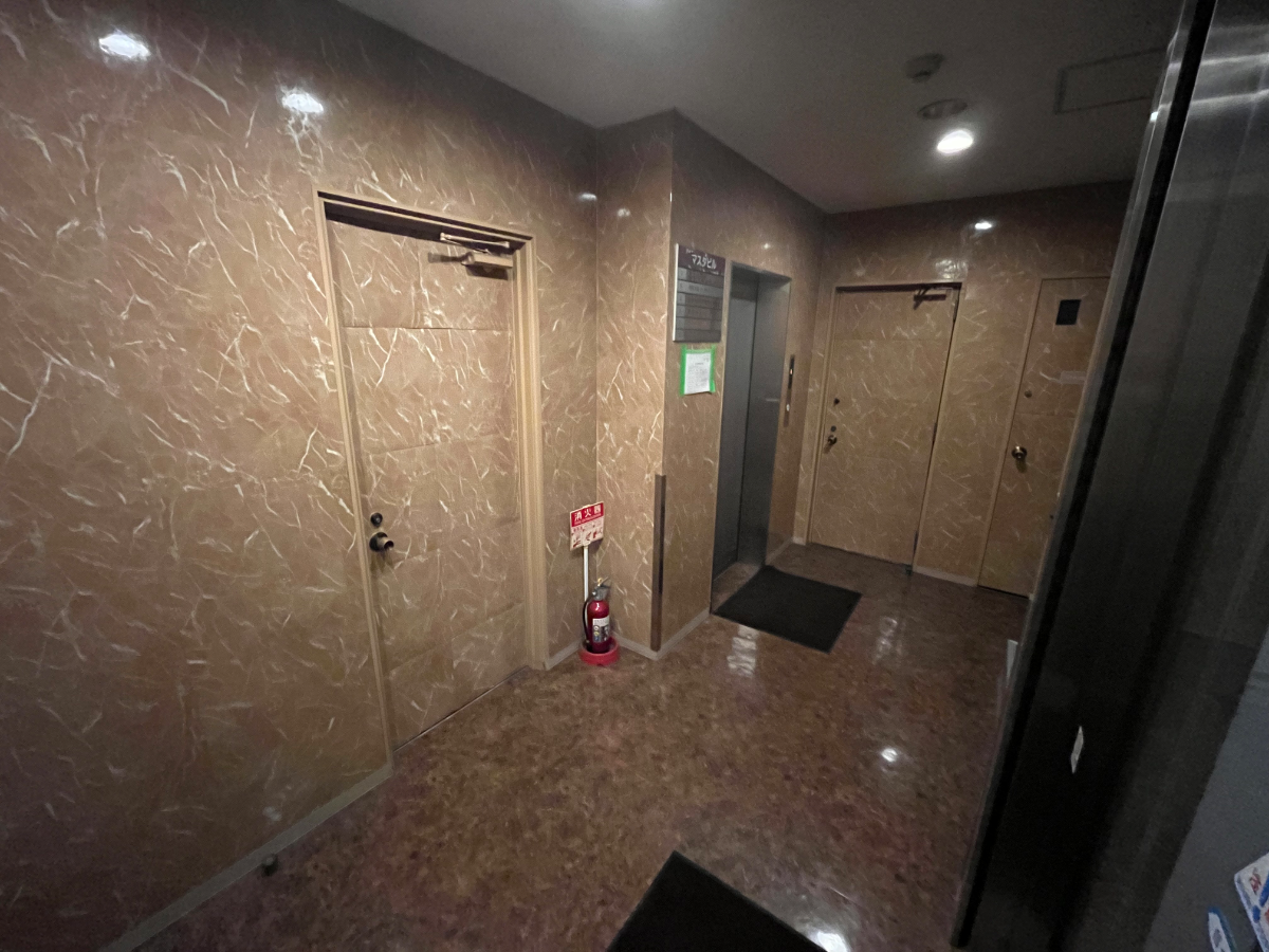 v20260309150757/fresh/building/J00100381643_8