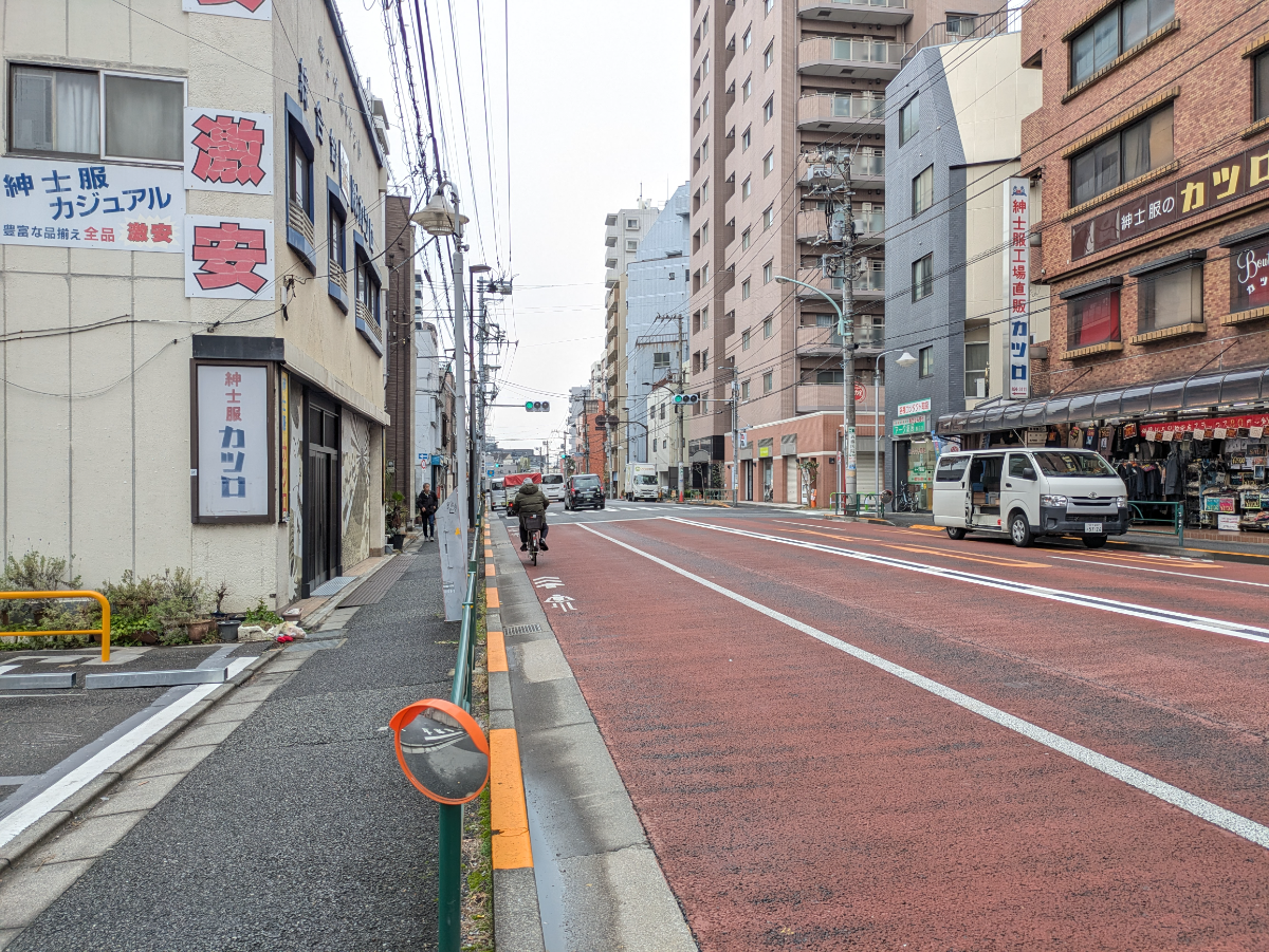 v20260313150743/fresh/building/J00100379129_16