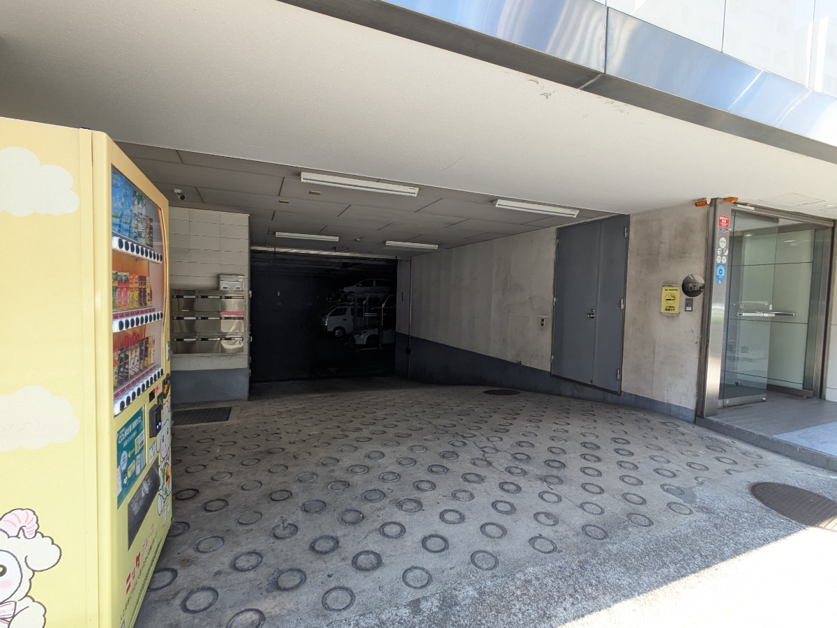 v20260322150654/fresh/building/J00100357484_12