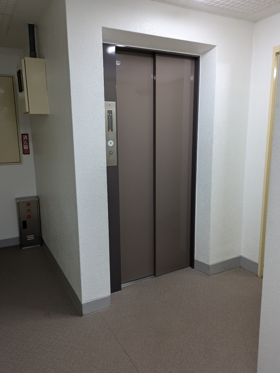 v20260325150909/fresh/building/J00100404824_4