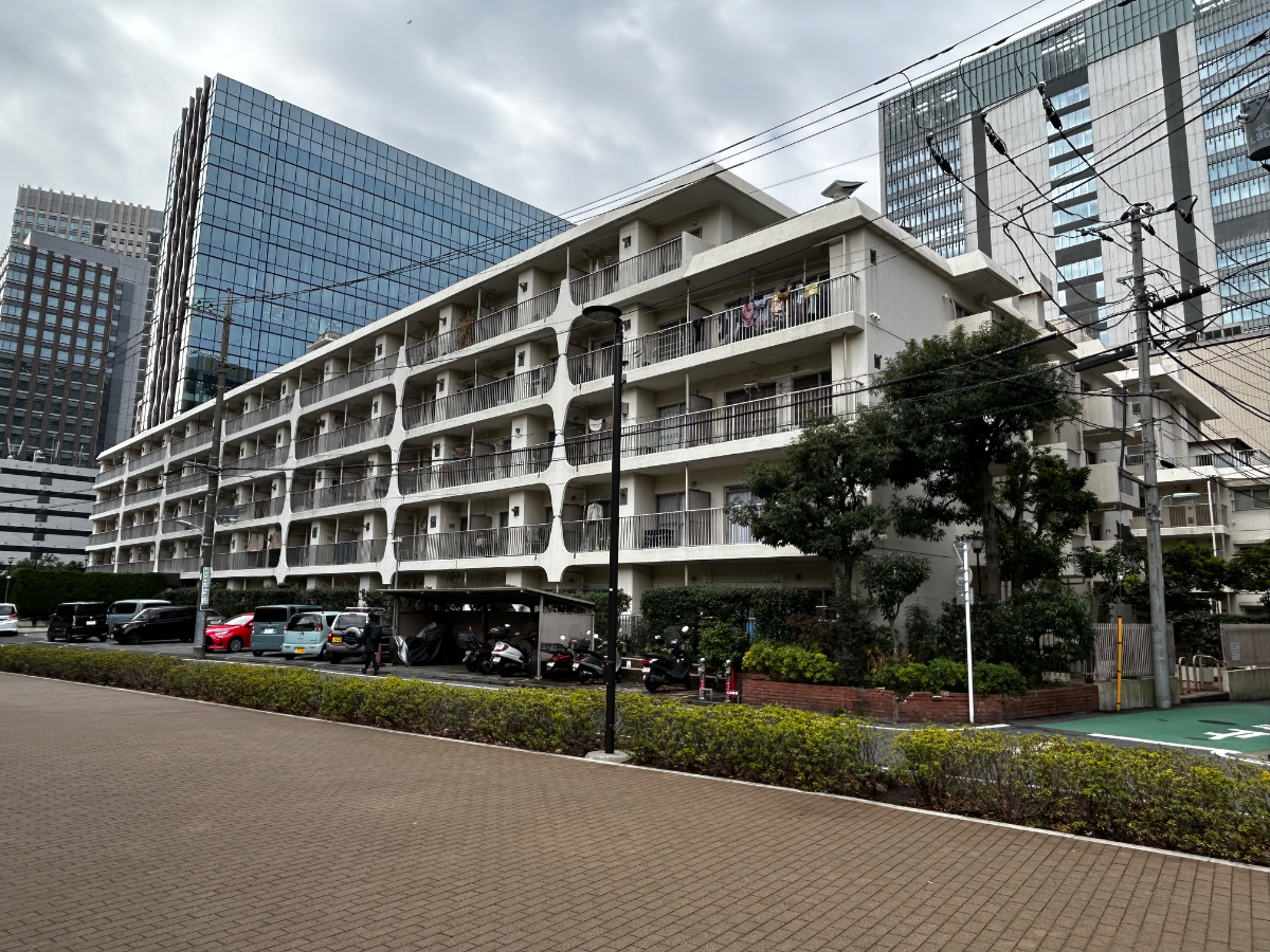 v20260326151010/fresh/building/J00100373269_9