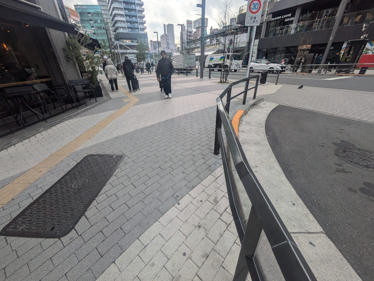 v20260326151010/fresh/building/J00100391125_9