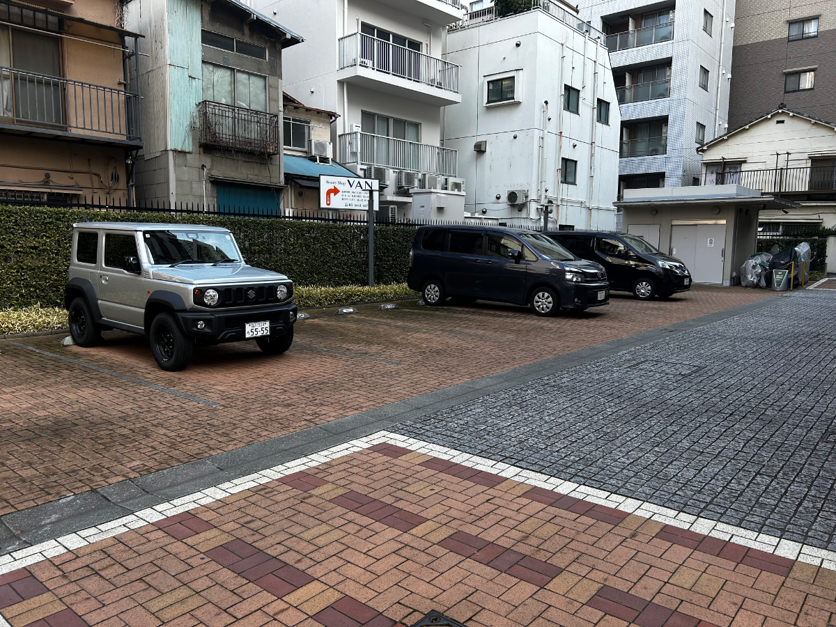 v20260326151010/fresh/building/J00100402702_9