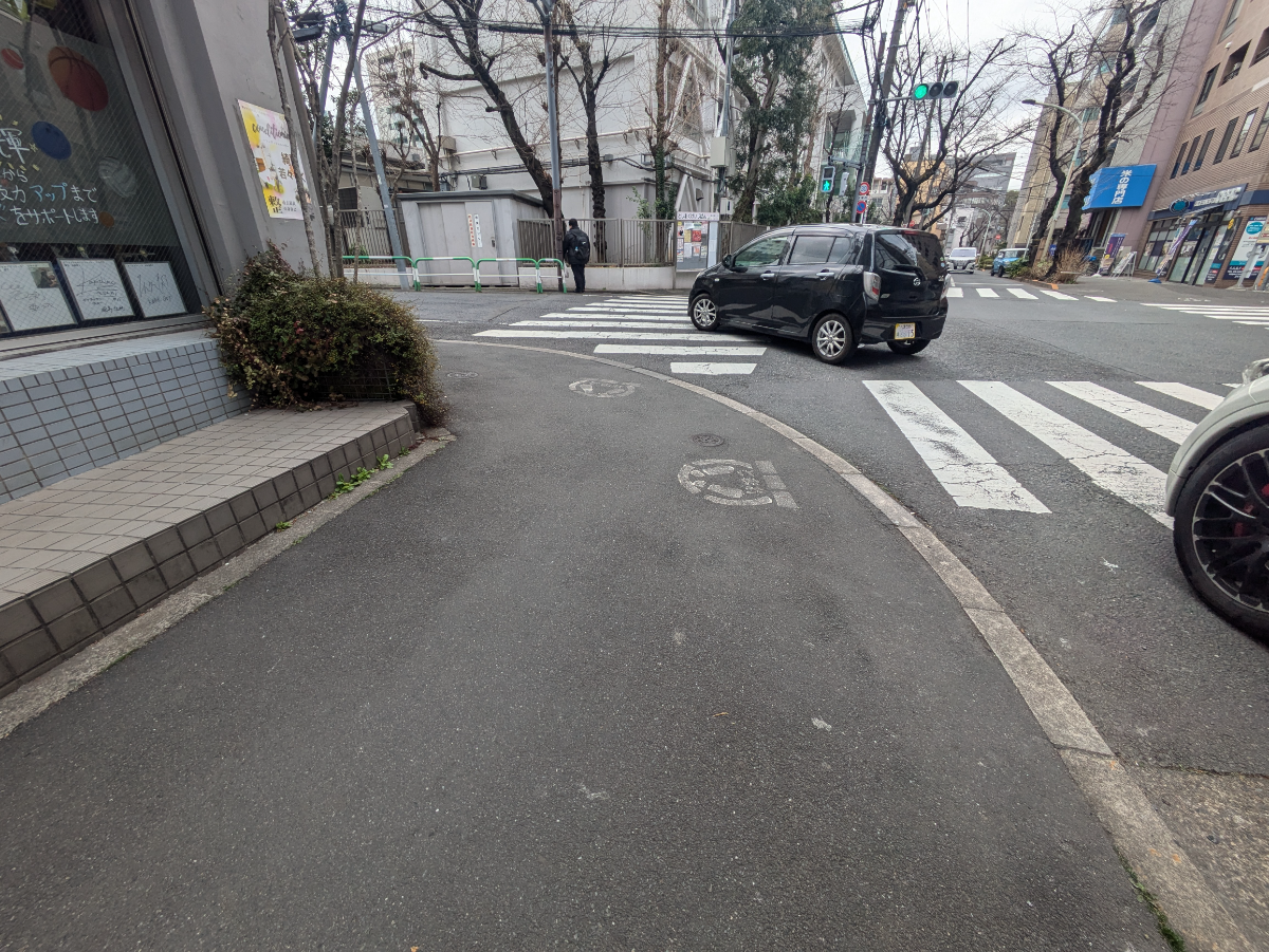 v20260326151010/fresh/building/J00100403733_14