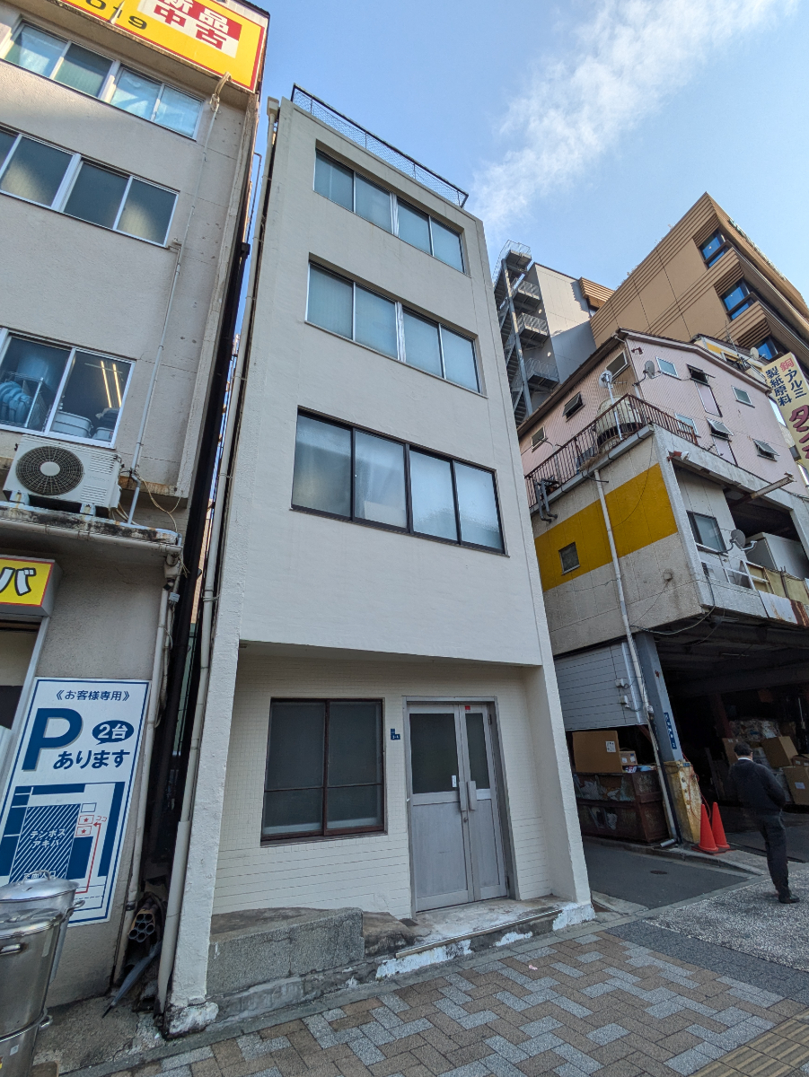 v20260326151010/fresh/building/J00100404812_9