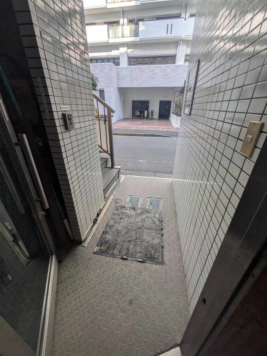 v20260327150806/fresh/building/J00100471320_8