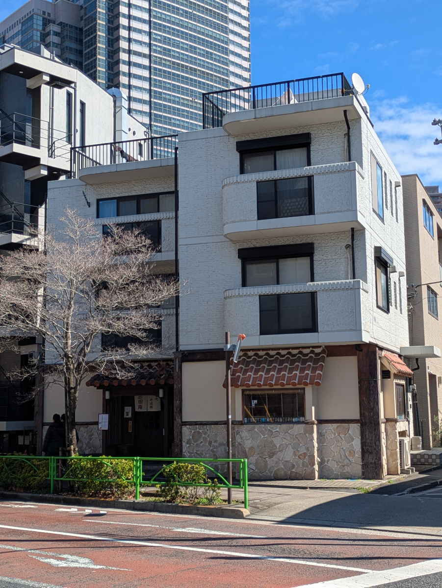 v20260331151546/fresh/building/J00100370326_1