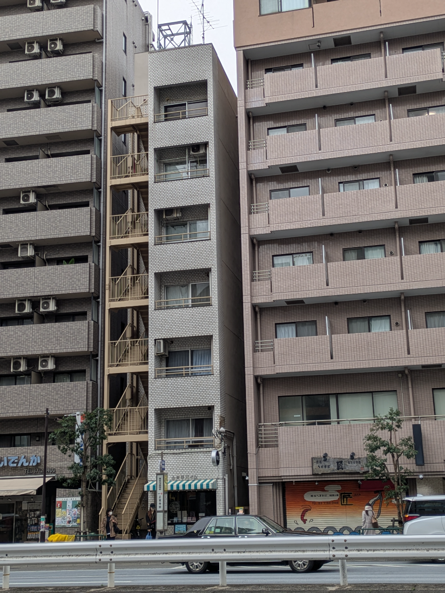 v20260331151546/fresh/building/J00100406491_16