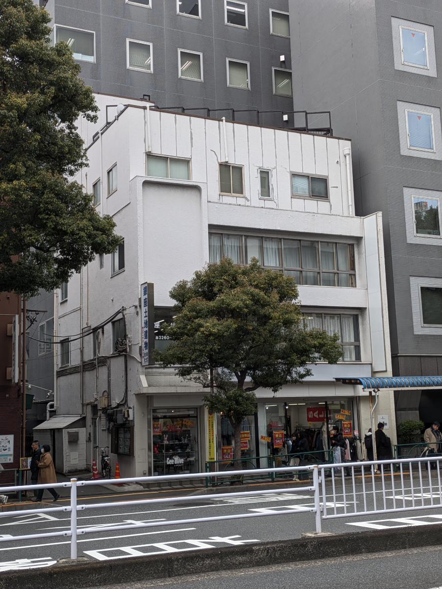 v20260331151546/fresh/building/J00100497682_10
