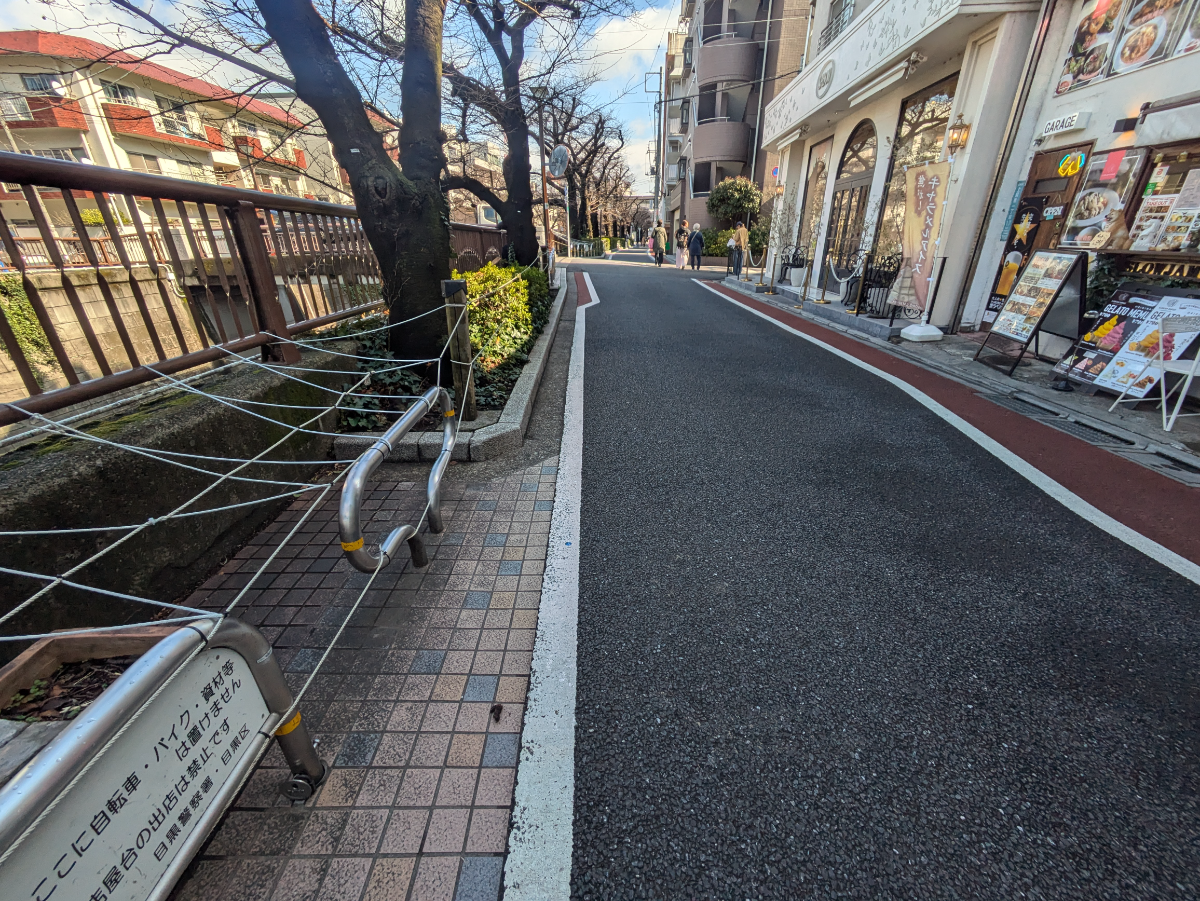 v20260331151546/fresh/building/J00100635201_11