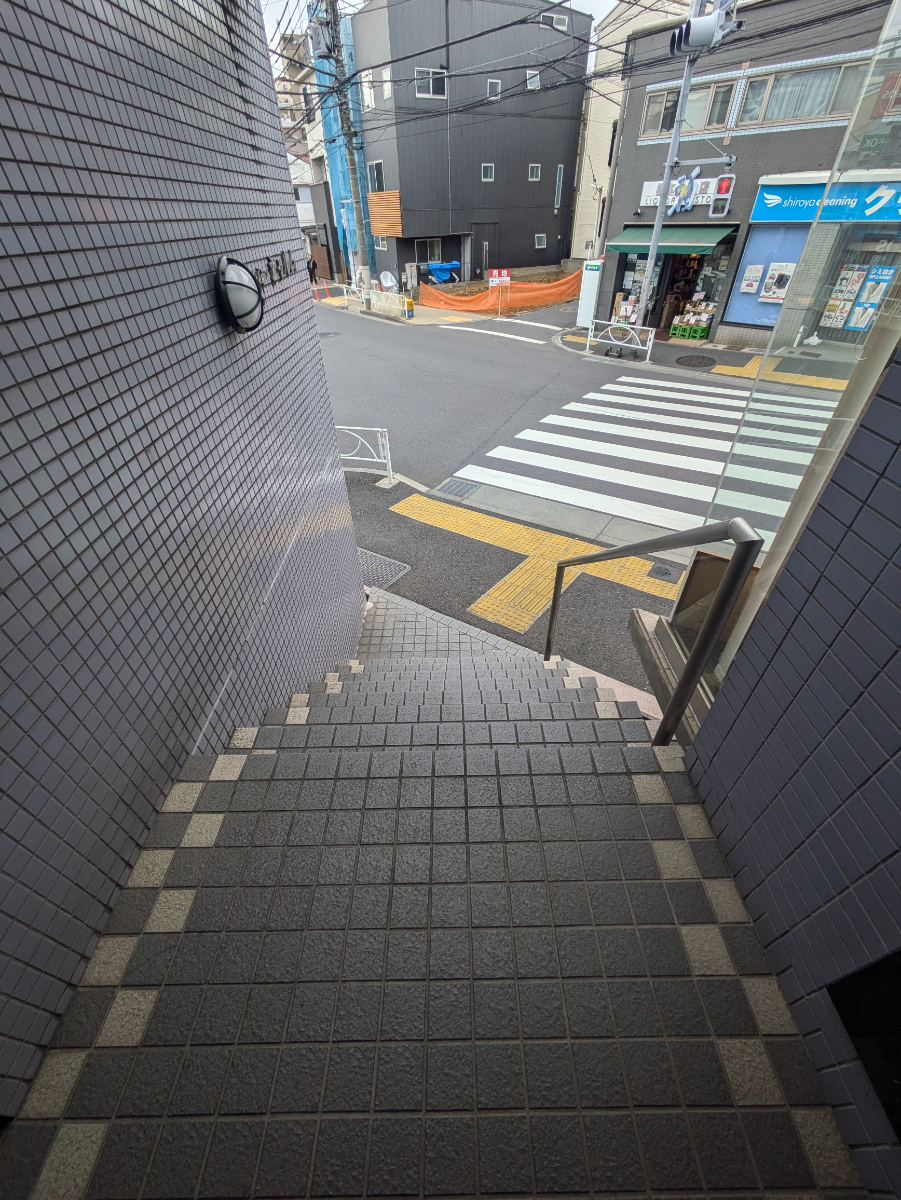 v20260406072300/fresh/building/J00100360723_9