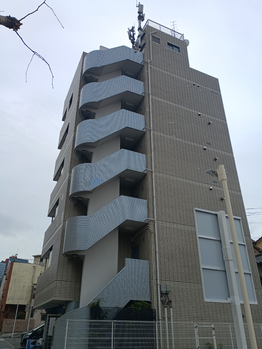 v20260406072300/fresh/building/J00100366370_1