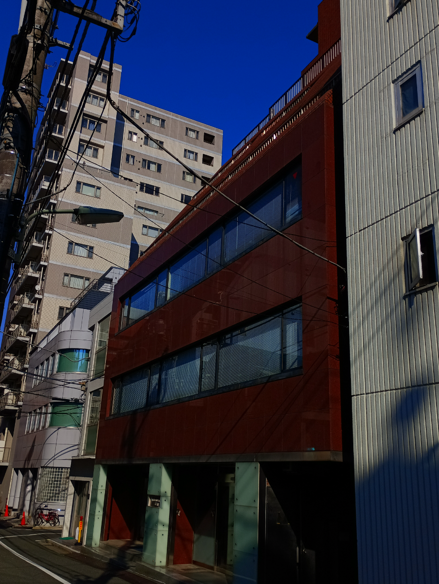 v20260406072300/fresh/building/J00100381221_7
